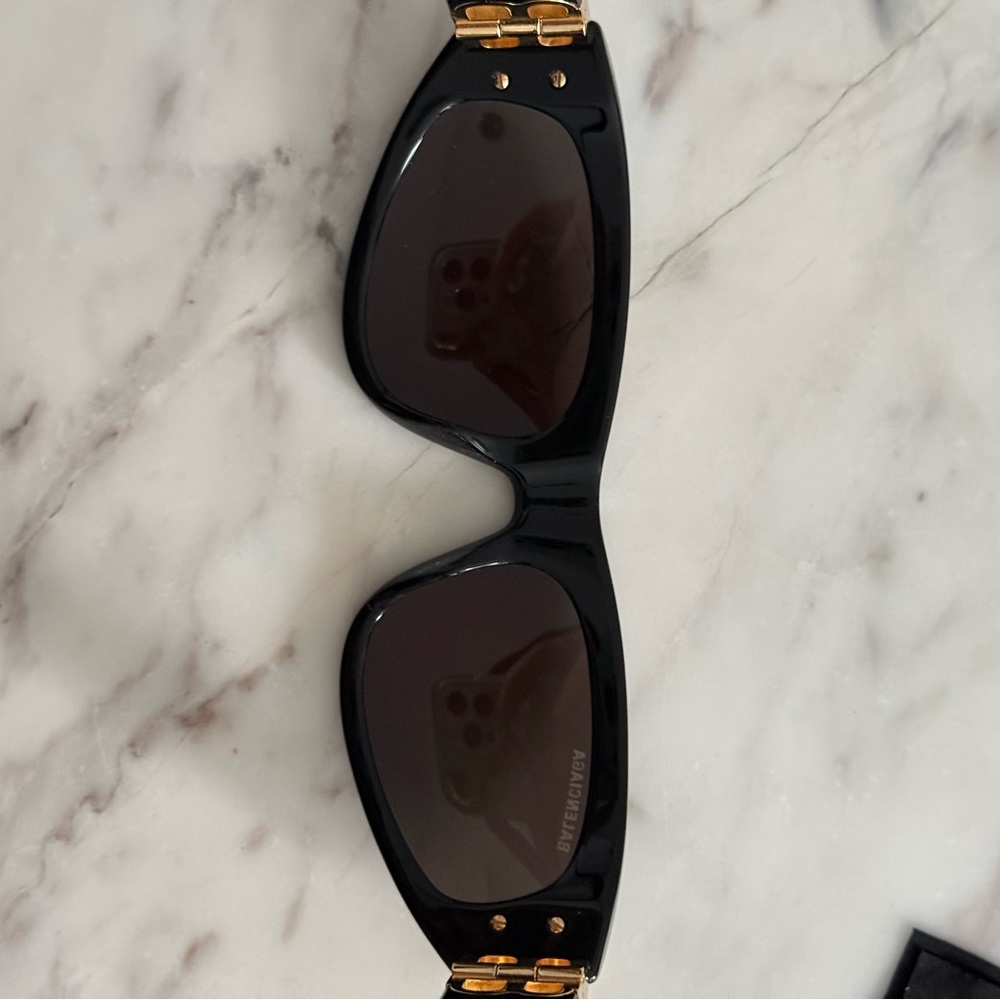 Authentic Balenciaga Black Dynasty D-Frame Sunglasses BB0095S - Picture 9 of 12